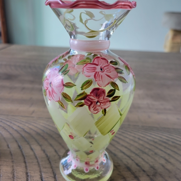 Vase - Picture 2 of 4